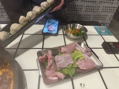 -鹿鸣山草本茶香火锅(园西路店)