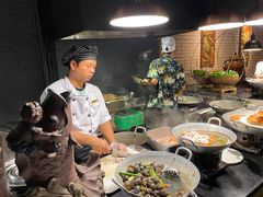 -河内西湖莲花自助餐厅