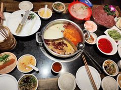 -周师兄大刀腰片火锅(洪崖洞旗舰店)