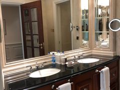 -广州富力丽思卡尔顿酒店