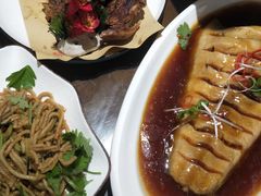 -东口码头·烧鸽子·鱼头泡饼·地方菜(金鹰悦城店)
