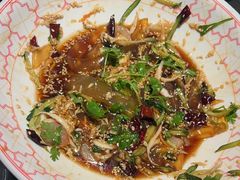 -五谷丰登农家院·地道胶东菜·海鲜烧烤(威海店)