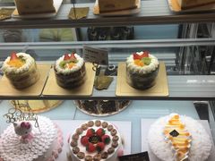 -焙丽拾光(麦凯乐直营店)