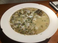 -鱼亨小鲜酸菜鱼(大信店)