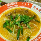汤底是大骨骨汤❗还可以免费加粉的骨汤米线你确定不去尝尝吗⁉