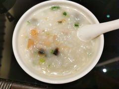 -喜鹊愉家酒店(郑州曼哈顿博览中心地铁站店)