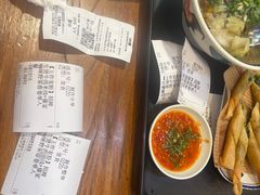 -云阿蛮云南生烫牛肉米线(奉贤路店)