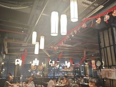 -海吃海喝海鲜烤肉餐厅