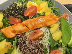 香草煎深海三文鱼沙拉-THE WOODS 简餐 (国贸商城店)