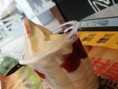 草莓新地-汉堡王(龙德广场店)