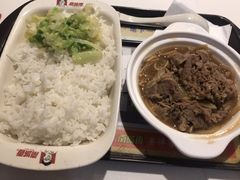 -南城香·饭香串香馄饨香(青年路店)