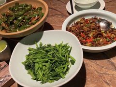 -唐伯虎新派湘菜馆(石夏时代广场店)