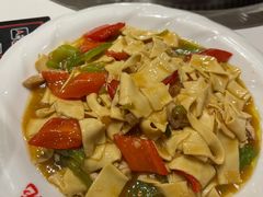 -玺炖·中国铁锅炖(虹桥天街店)