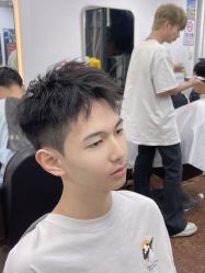 -乾健·烫染·接发SALON