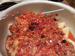 -阿瓦山寨·湘菜现炒·剁椒鱼头王(咸阳总店)