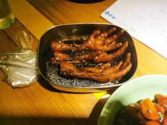 弄堂里的卤鸡爪-弄堂里(雨花客厅店)