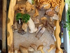 -滇釜火锅·能喝汤的火锅(车公庄店)