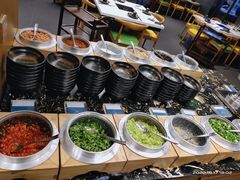 自助调料区-星湖特色餐厅· 三岔湖环球融创天堂洲际酒店