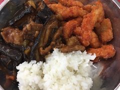 燕南中间茄子里脊-北大学一食堂