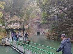 -龙瀑仙洞