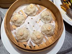 蟹粉小笼包-绿波廊(豫园店)