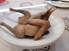 招牌梅子乳鸽-岭南海晏楼(东晓南店)