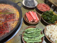 -黄潇洒老火锅(九眼桥宏济巷店)