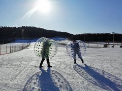 -十三陵雪世界滑雪场