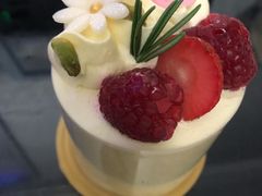 -花花卷卷·鲜食蛋糕(静安久光百货店)