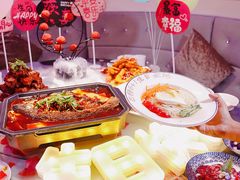 -巴特餐饮6加1音乐餐吧·新疆菜