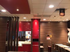 -麦当劳(汉口火车站候车室店)