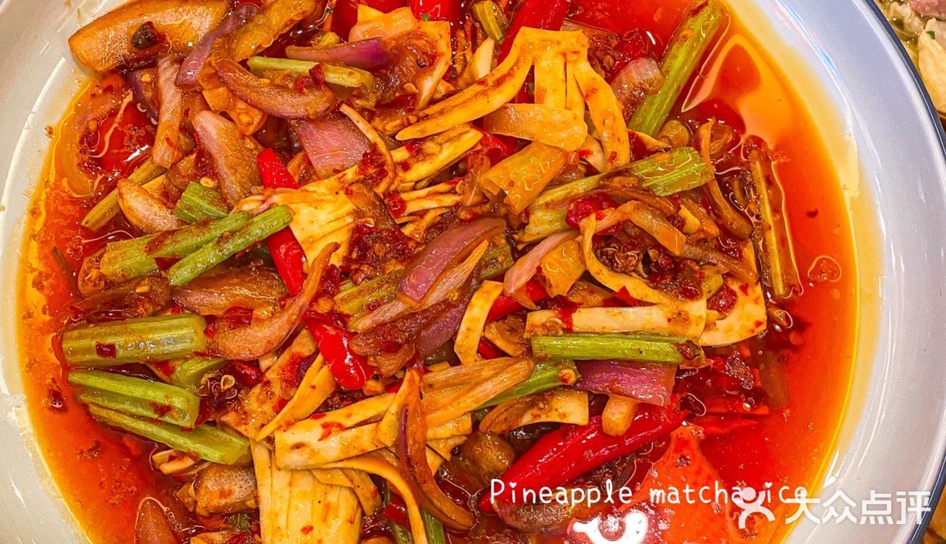 真是我在合肥吃过坠好吃的钵钵鸡 贾大娘乐山跷脚牛肉