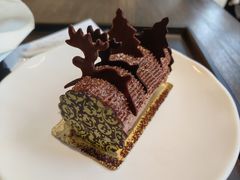 伯爵巧克力树根蛋糕-CARINO BAKERY&CAFE(南方商城店)