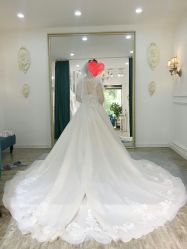 -派丽莫Pellimo原创设计婚纱品牌