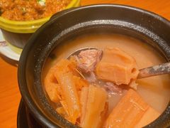 -莲餐厅·湖北菜·潜江小龙虾店(愚园路店)