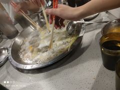 -老成都市井火锅阿泥頭火锅公司(海宁长安佳源中心广场店)