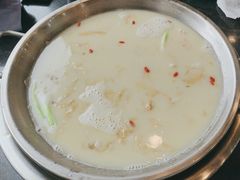 -老来福·非遗酸汤兔(凯旋路店)