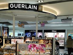 -日上免税店(三径路t3店)