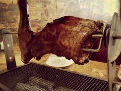 碳烤羊腿-腾格勒烤羊腿