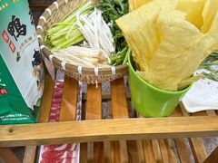 -巴渝味道重庆老火锅(商行街店)