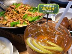 -费大厨辣椒炒肉(万家丽一店)