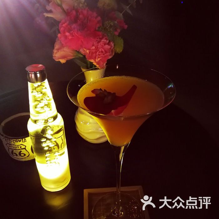 g10 club紅酒威士忌酒吧