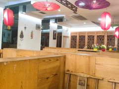 -风情丽江斑鱼火锅(孙家沟西南路80号店)