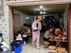 -正宗杨记普洱酸醋米线(总店)