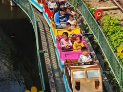 -顺德大良半月城游乐场