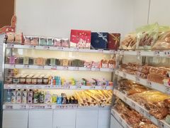 面包甜点陈列柜-静安面包房(凌云路店)