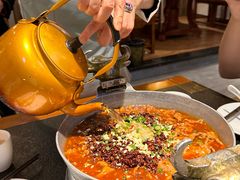 -万重锦·人文川菜馆(骡马市店)