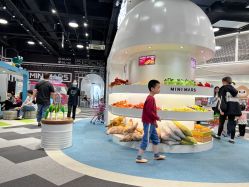-MINI MARS KIDS CLUB亲子家庭中心(长宁天山店)