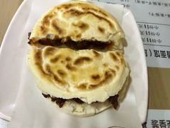 -吴三酸菜麻食酱香面馆(印花布园小区店)