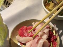 -芝小官毛肚火锅海鲜自助(无锡新吴区宝龙店)